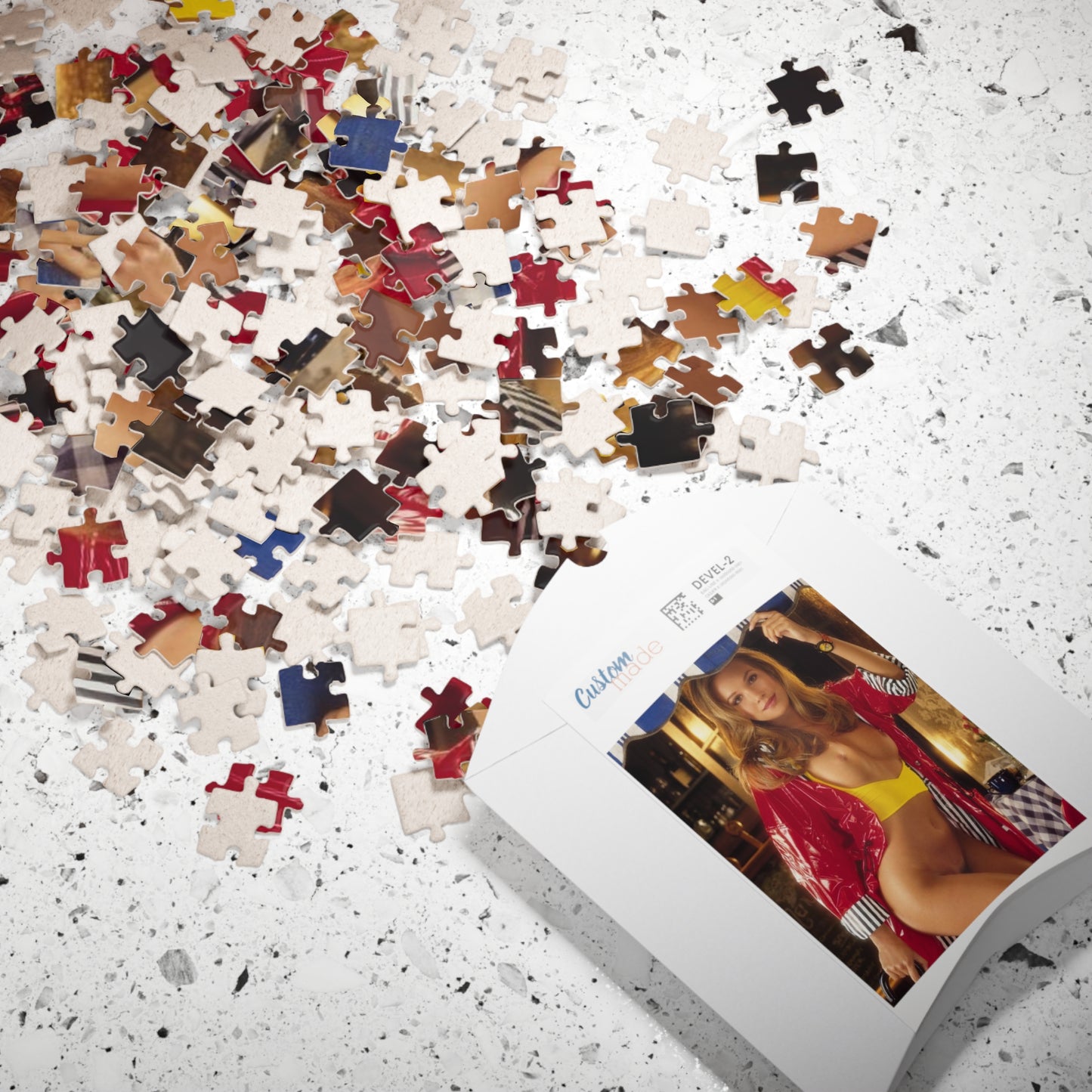Puzzle (110, 252, 500, 1014-piece) Playboy Playmate February 1996 Kona Carmack
