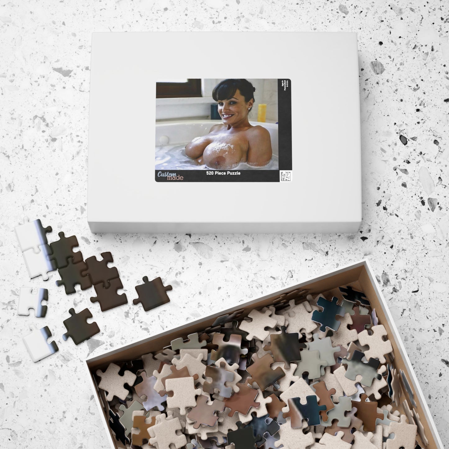 Puzzle (110, 252, 500, 1014-piece) Pornstar Lisa Ann Nude