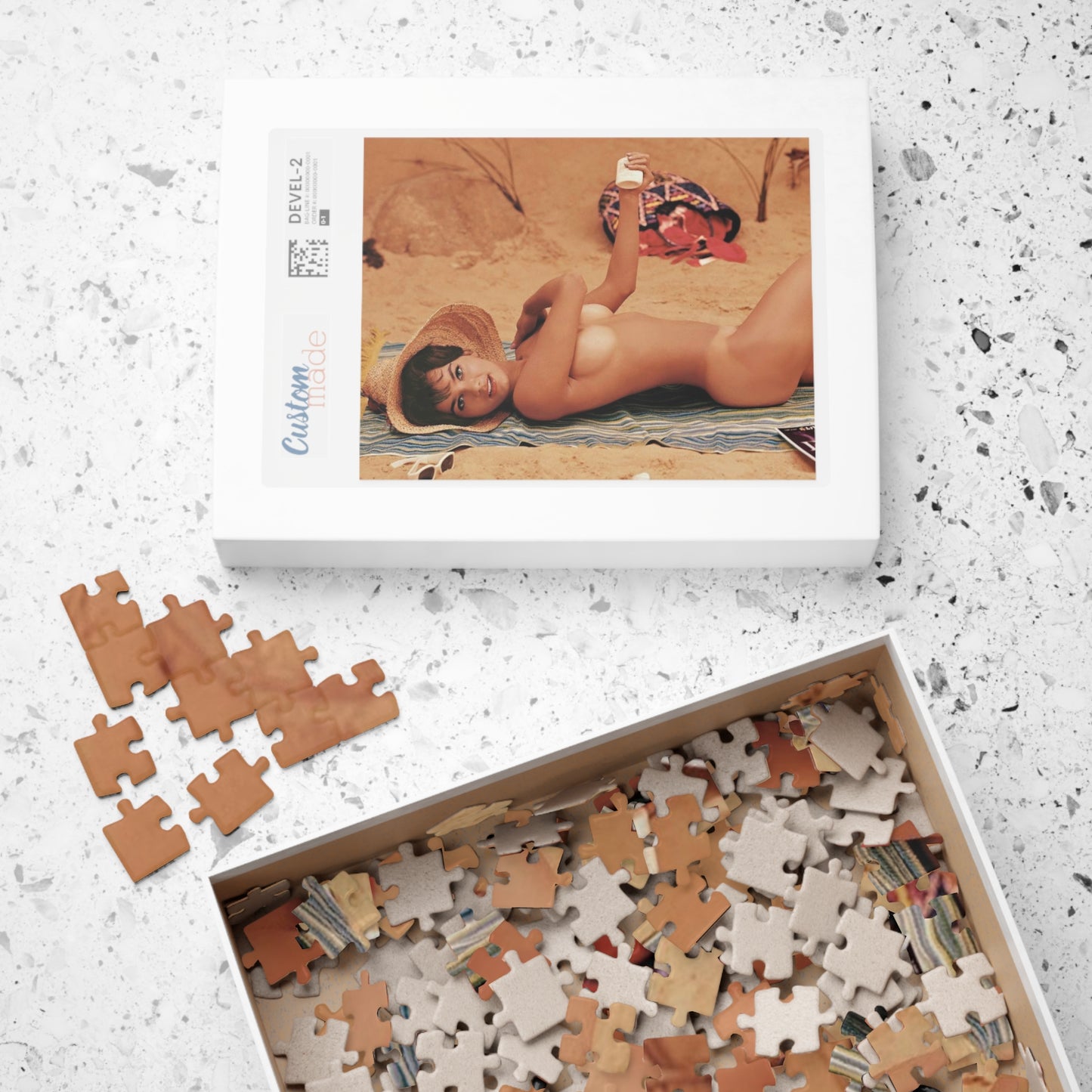 Puzzle (110, 252, 500, 1014-piece) Playboy Playmate June 1960 Delores Wells