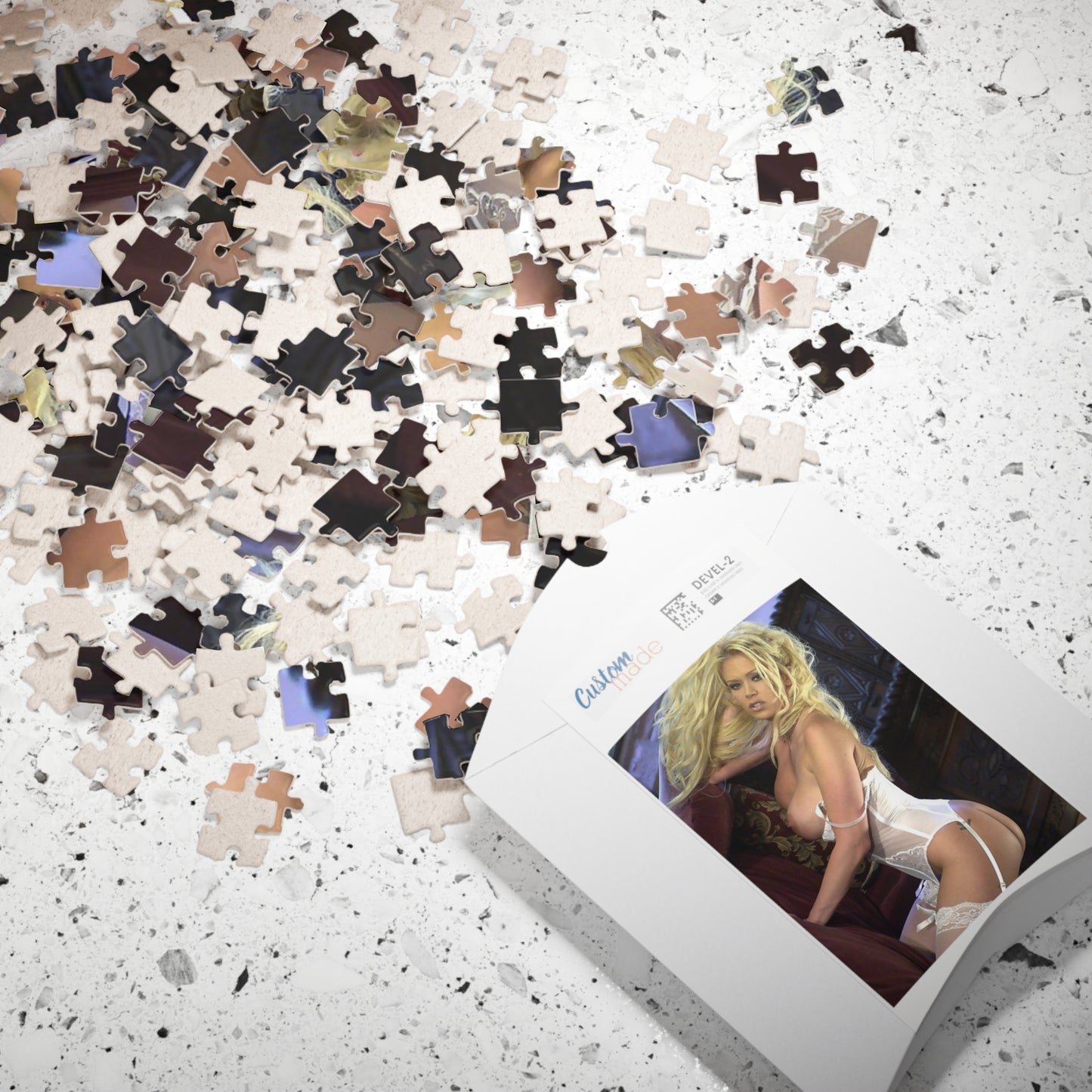 Puzzle (110, 252, 500, 1014-piece) Pornstar Jenna Jameson Nude