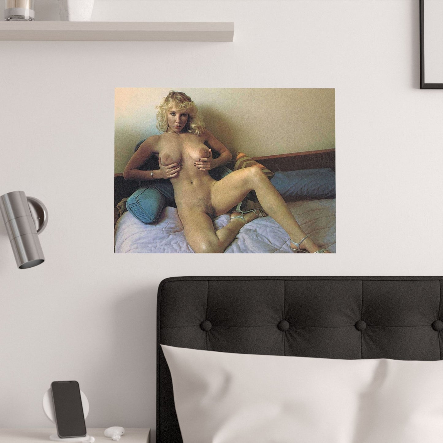 Satin Posters (210gsm) Carol Connors Nude