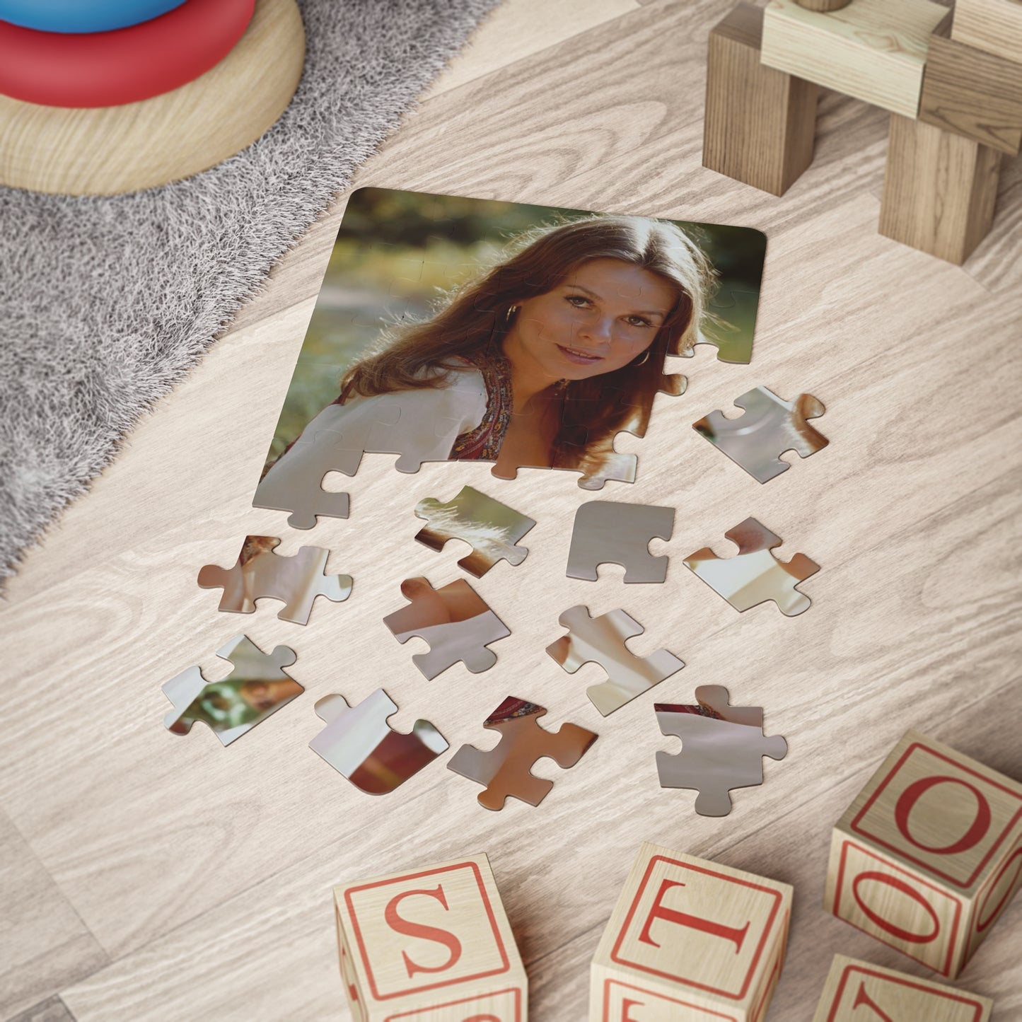 Puzzle, 30-Piece Playboy Playmate October 1973 Valerie Lane