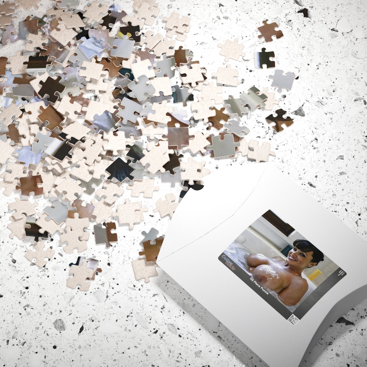 Puzzle (110, 252, 500, 1014-piece) Pornstar Lisa Ann Nude