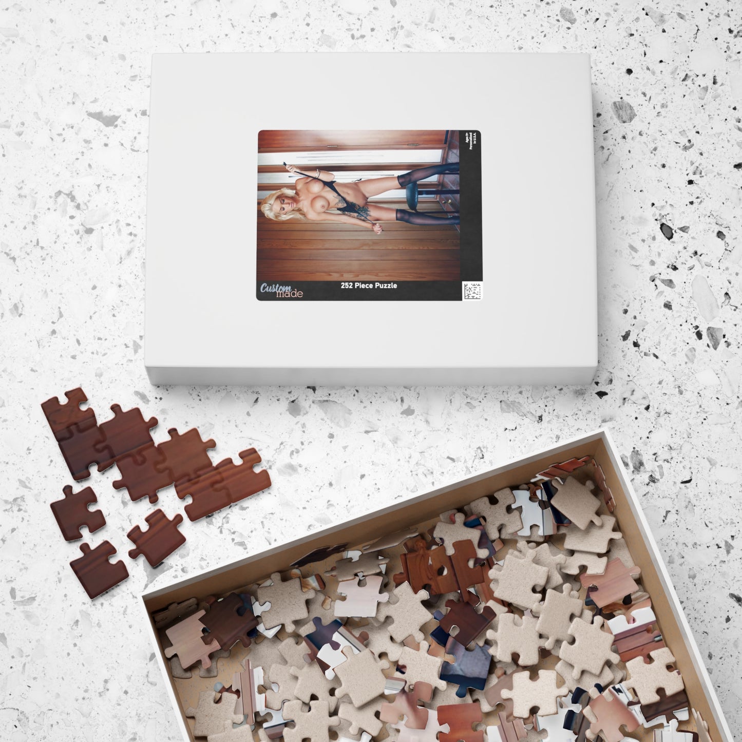 Puzzle (110, 252, 520, 1014-piece) Taylor Seinturier Nude