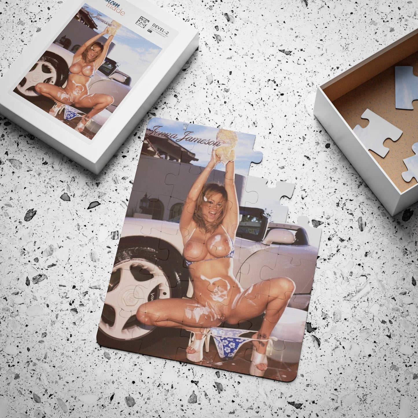 Puzzle, 30-Piece Pornstar Jenna Jameson Nude