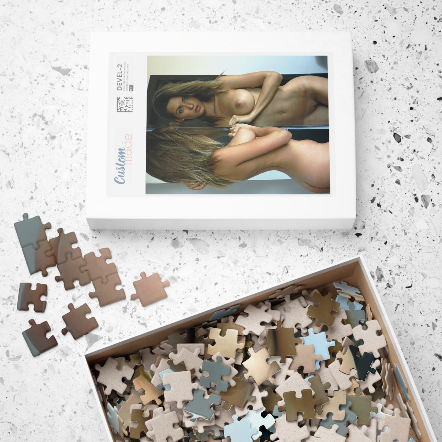 Puzzle (110, 252, 500, 1014-piece) Nude Brunette in Mirror