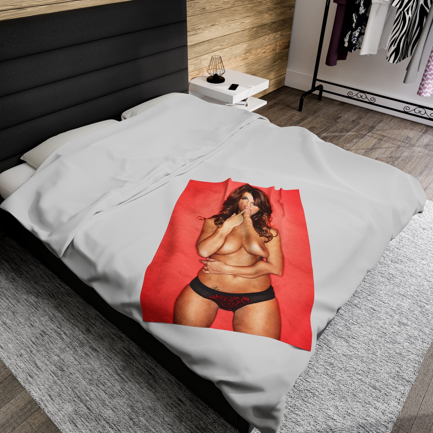 Velveteen Plush Blanket Holly Peers Nude