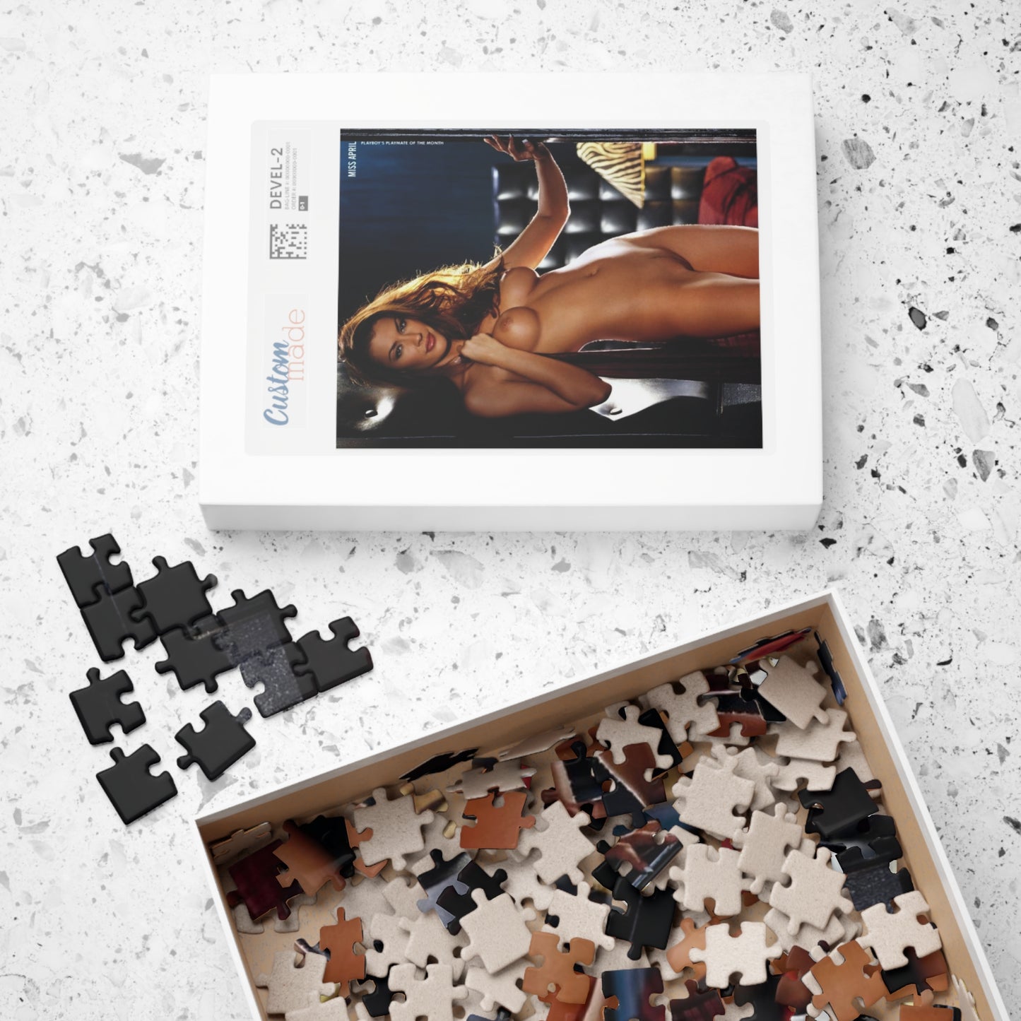Puzzle (110, 252, 500, 1014-piece) Playmate April 2004 Krista Kelly