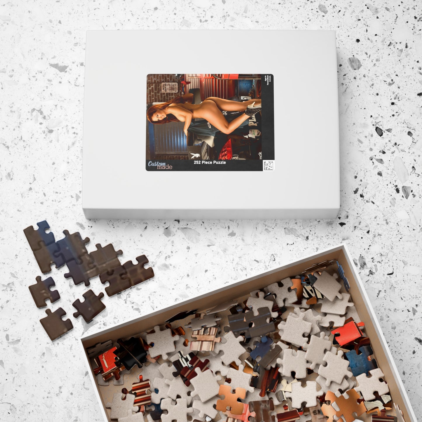 Puzzle (110, 252, 500, 1014-piece) Playmate 2008 AJ Alexander Nude