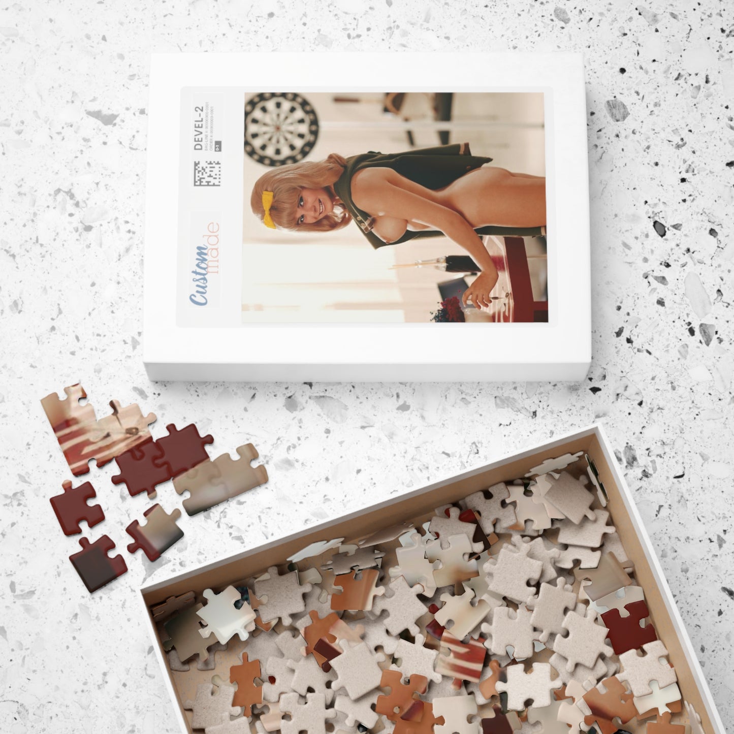 Puzzle (110, 252, 500, 1014-piece) Playboy Playmate August 1967 Dede Lind