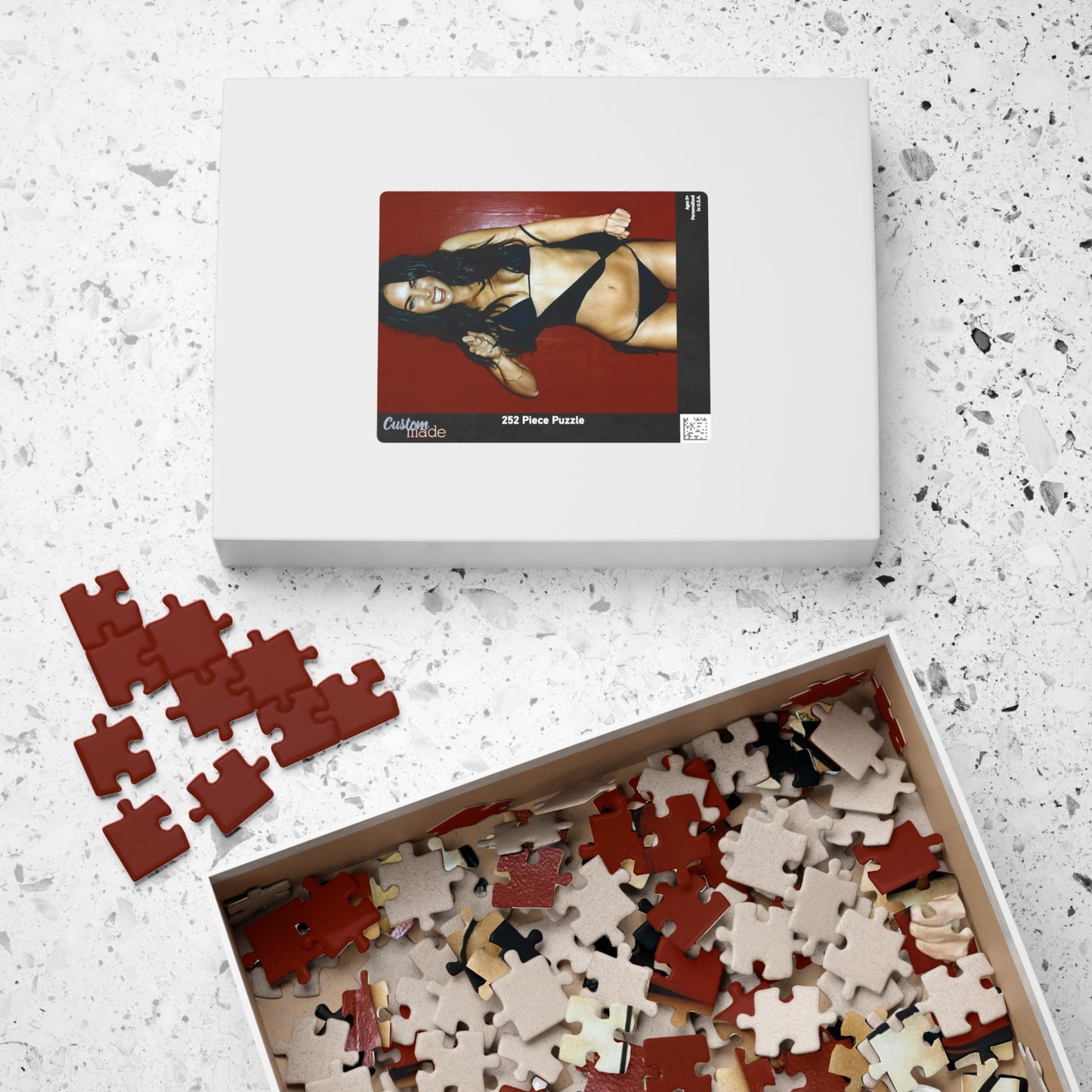 Puzzle (110, 252, 520, 1014-piece) Megan Fox