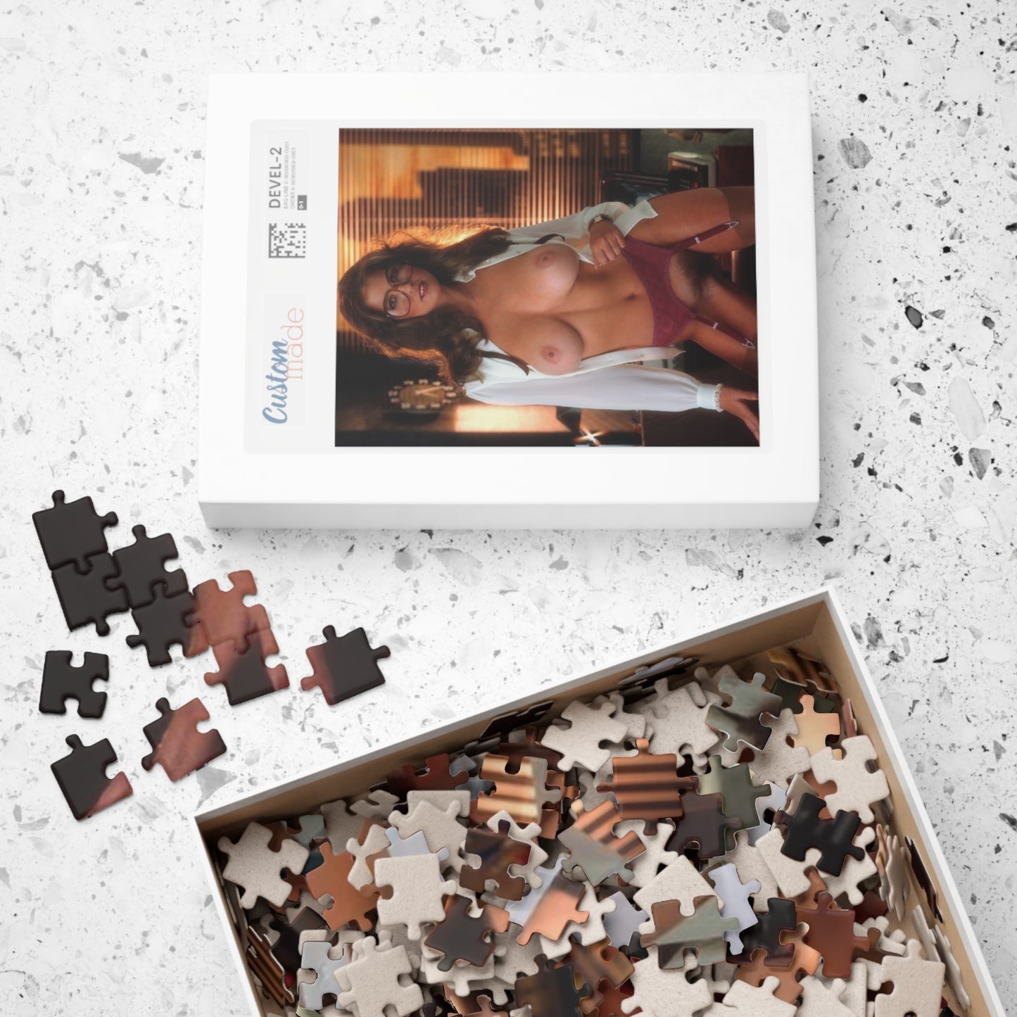 Puzzle (110, 252, 500, 1014-piece) Playboy Playmate June 1981 Cathy Larmouth