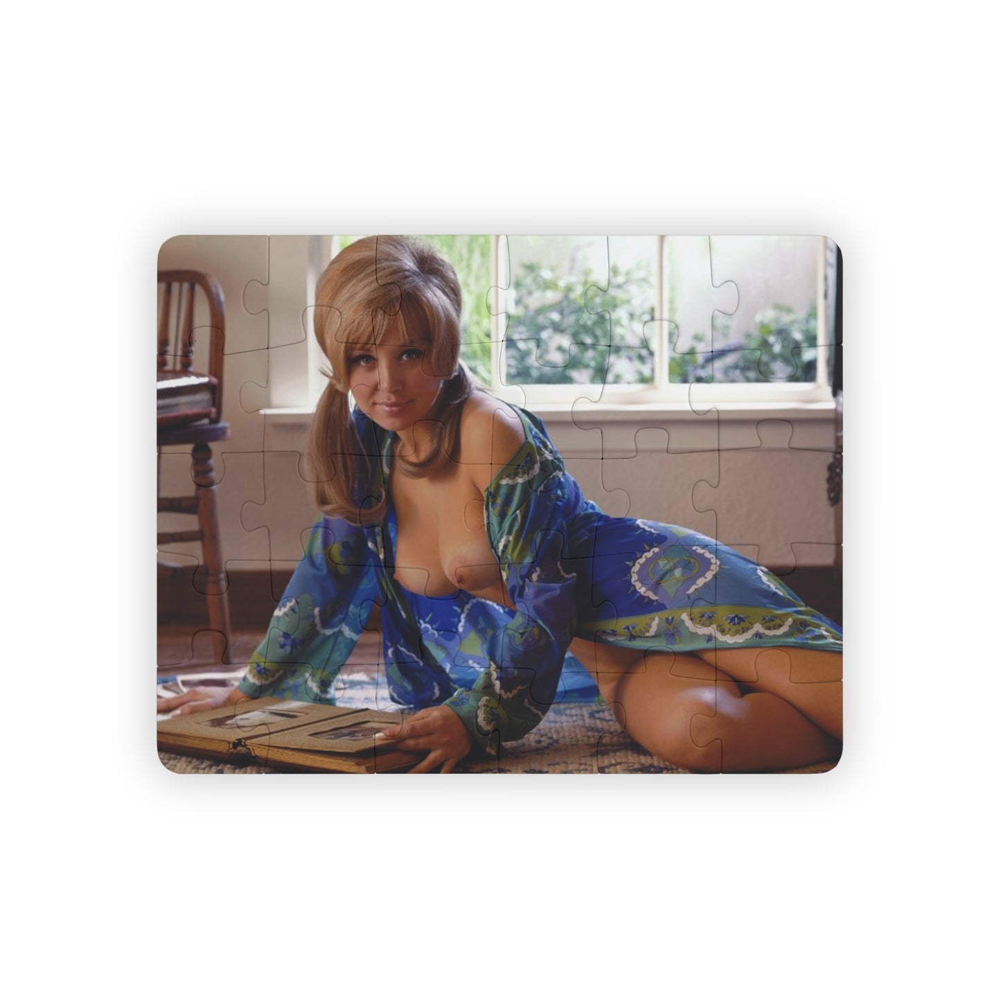 Puzzle, 30-Piece Playboy Playmate September 1969 Shay Knuth