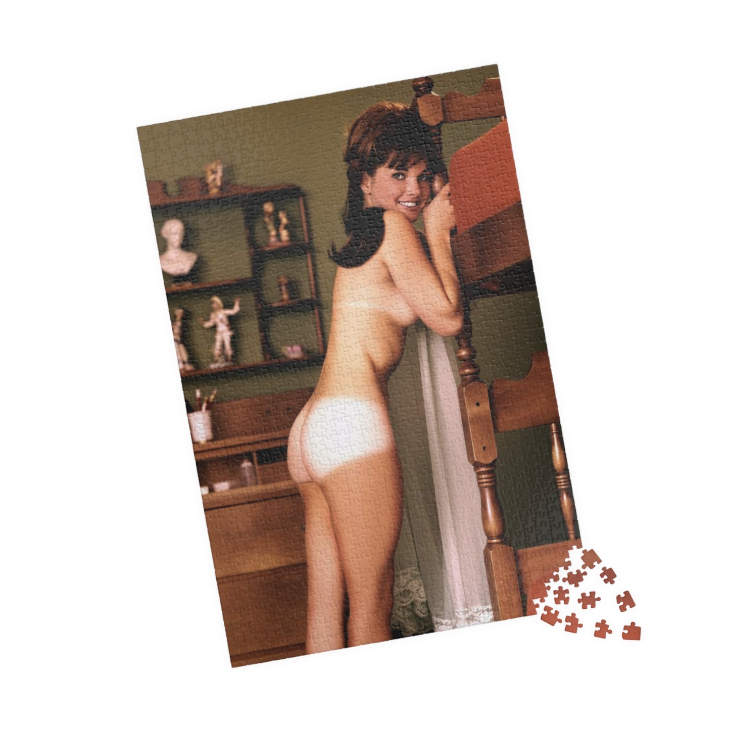 Puzzle (110, 252, 500, 1014-piece) Playboy Playmate December 1967 Lynn Winchell