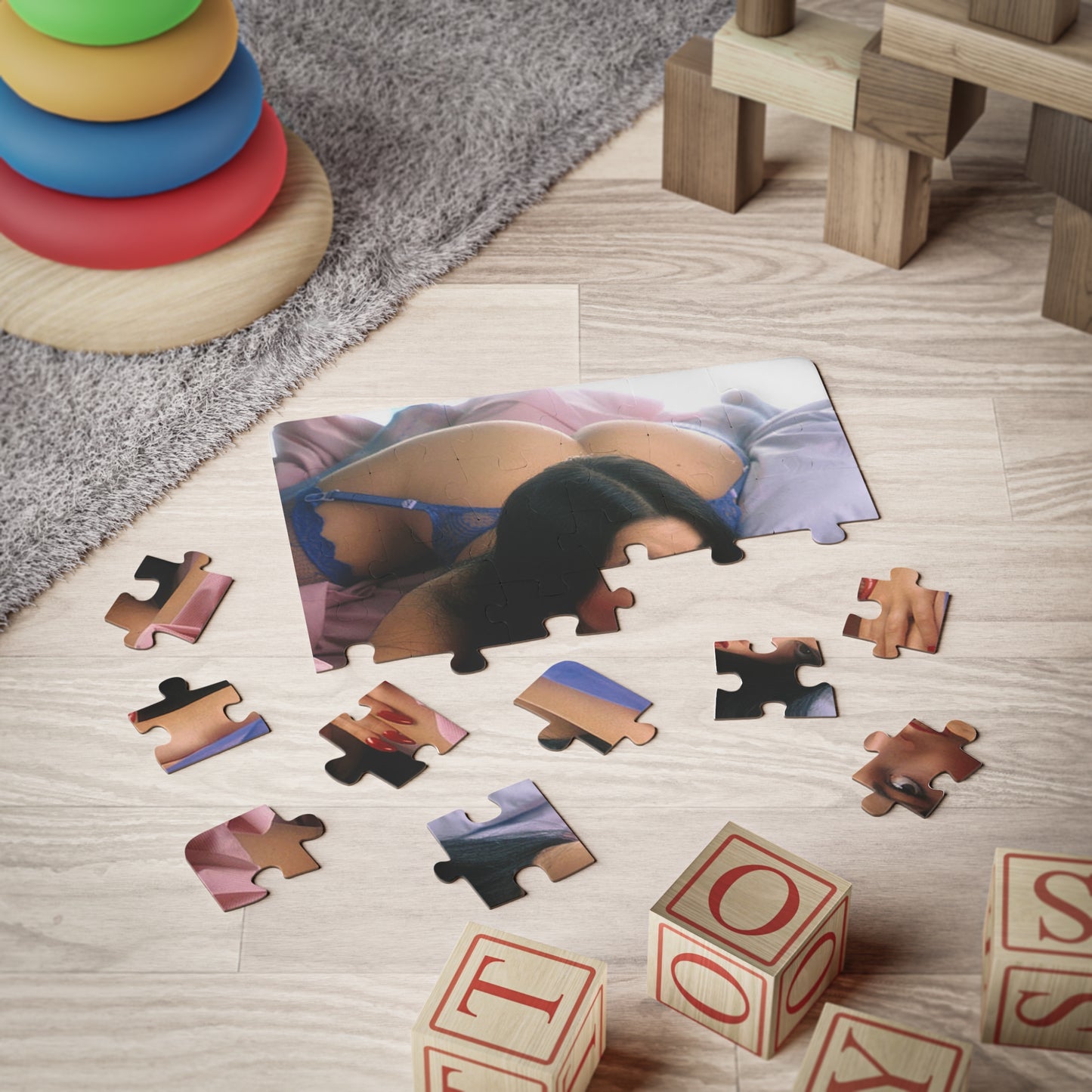 Puzzle, 30-Piece Porn Star Hyapatia Lee Nude