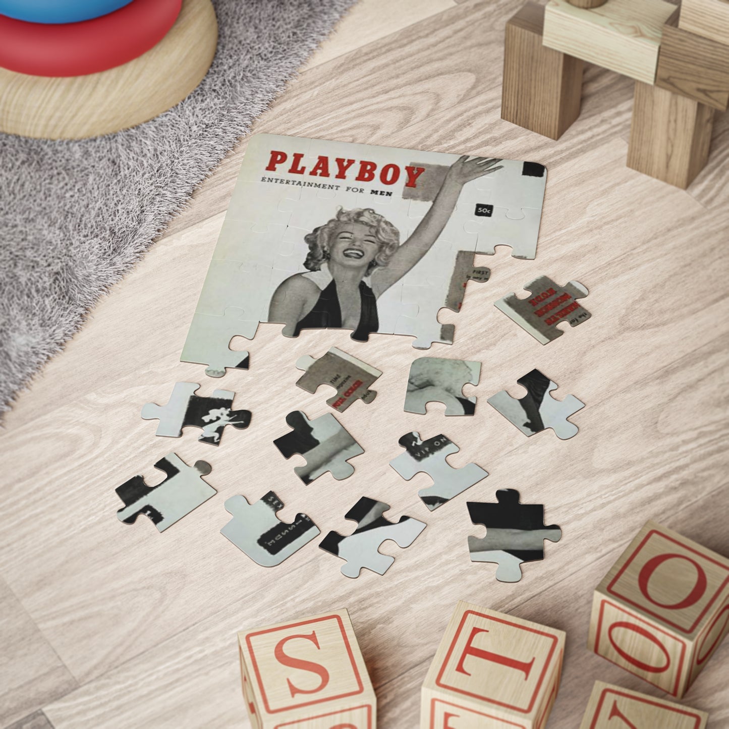 Puzzle, 30-Piece Playboy Cover December 1953 Marilyn Monroe