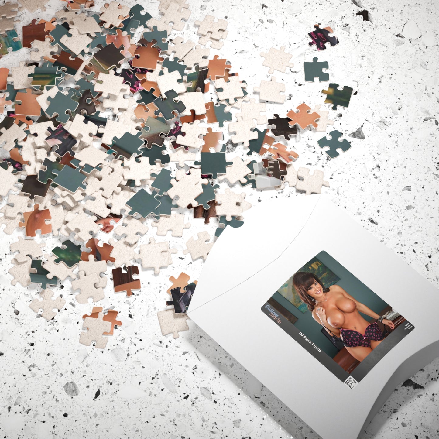 Puzzle (110, 252, 500, 1014-piece) Pornstar Lisa Ann Nude