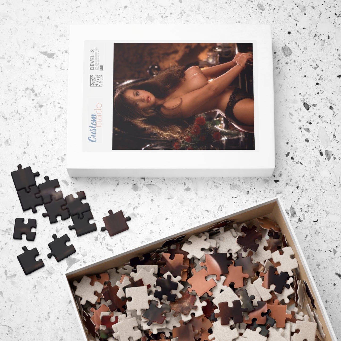 Puzzle (110, 252, 500, 1014-piece) Playboy Playmate March 1983 Alana Soares