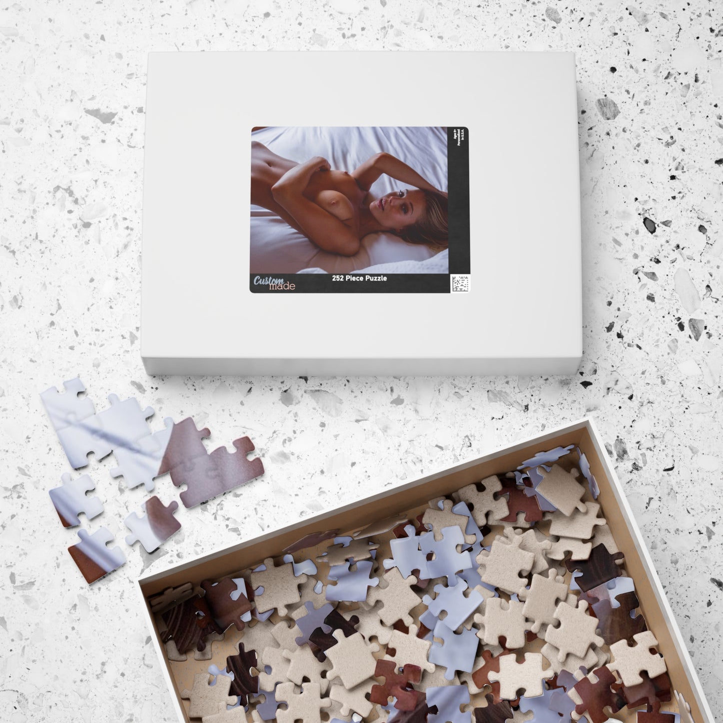 Puzzle (110, 252, 500, 1014-piece) Playboy Playmate December 2017 Allie Leggett