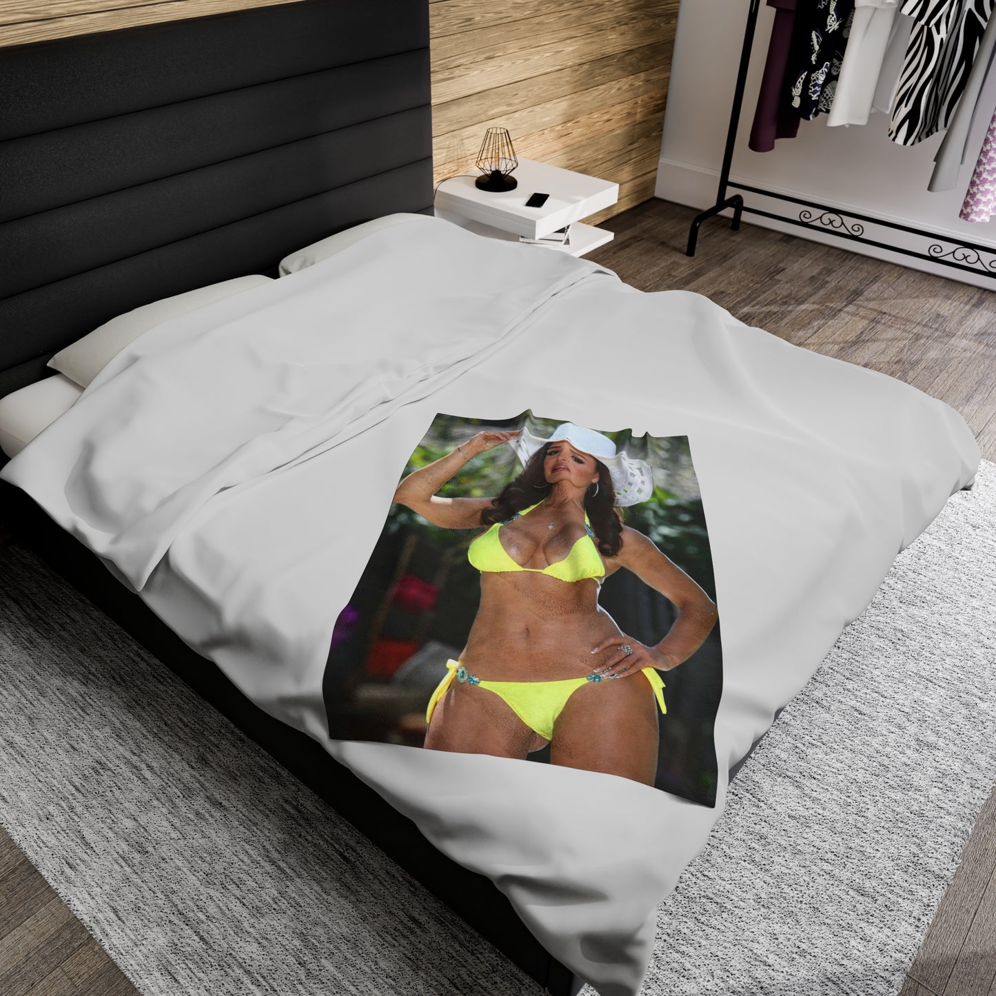 Velveteen Plush Blanket Lisa Ann