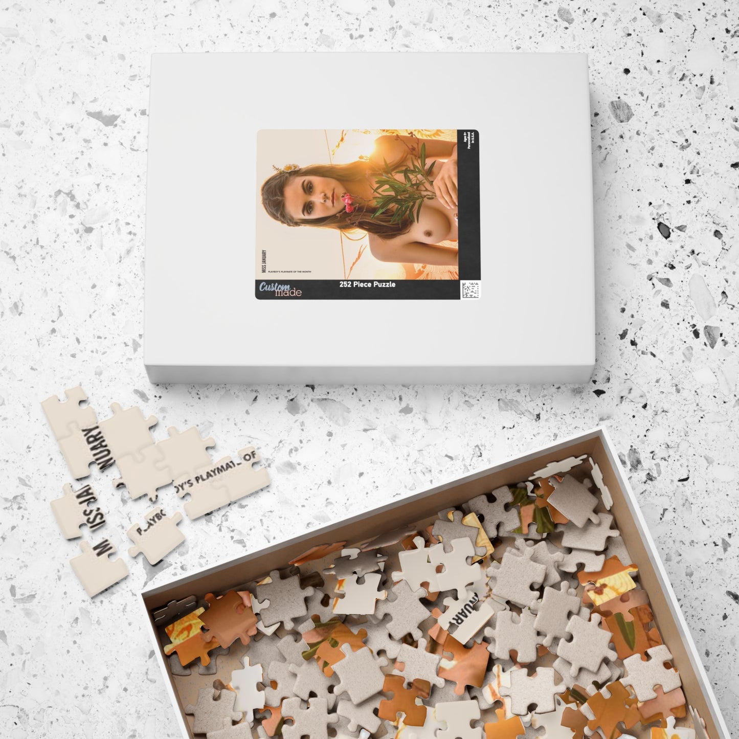 Puzzle (110, 252, 500, 1014-piece) Playboy Playmate Jan 2016 Amberleigh West