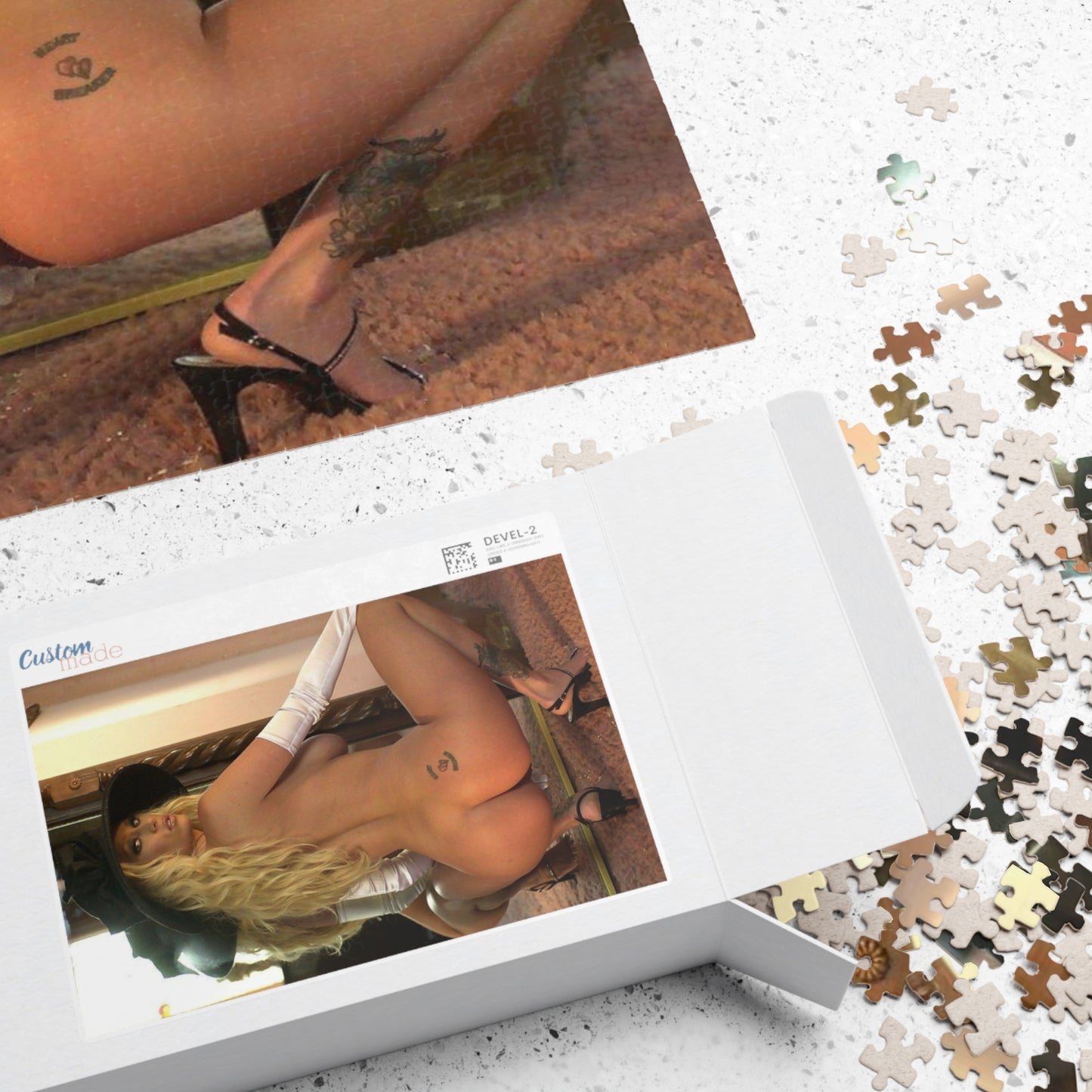 Puzzle (110, 252, 500, 1014-piece) Pornstar Jenna Jameson Nude