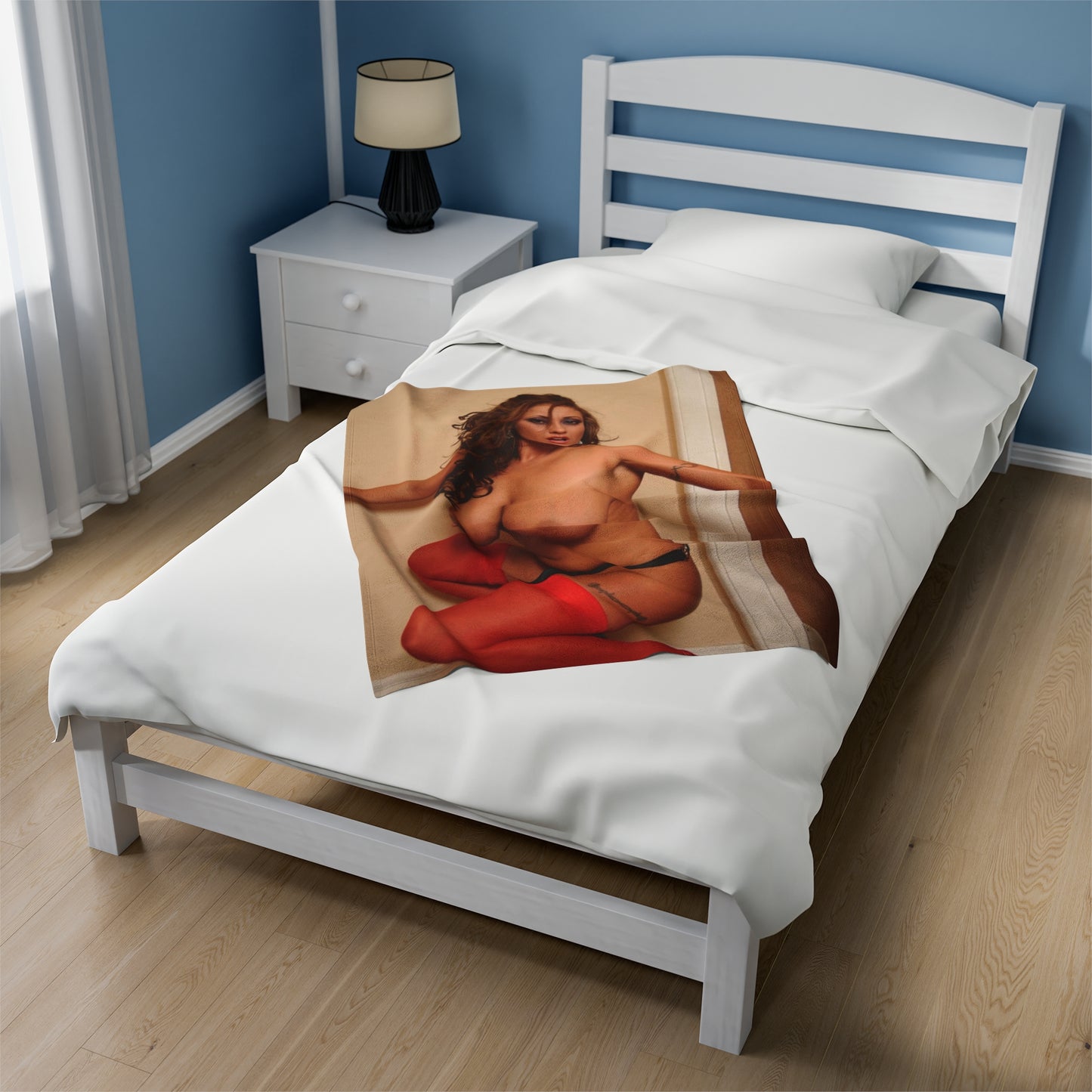 Velveteen Plush Blanket Eva Notty Nude