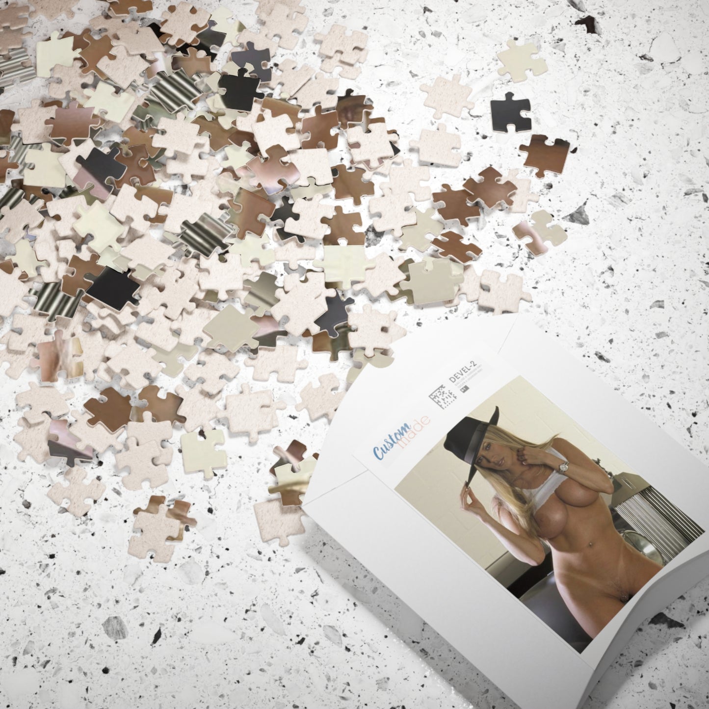 Puzzle (110, 252, 500, 1014-piece) Pornstar Jenna Jameson Nude