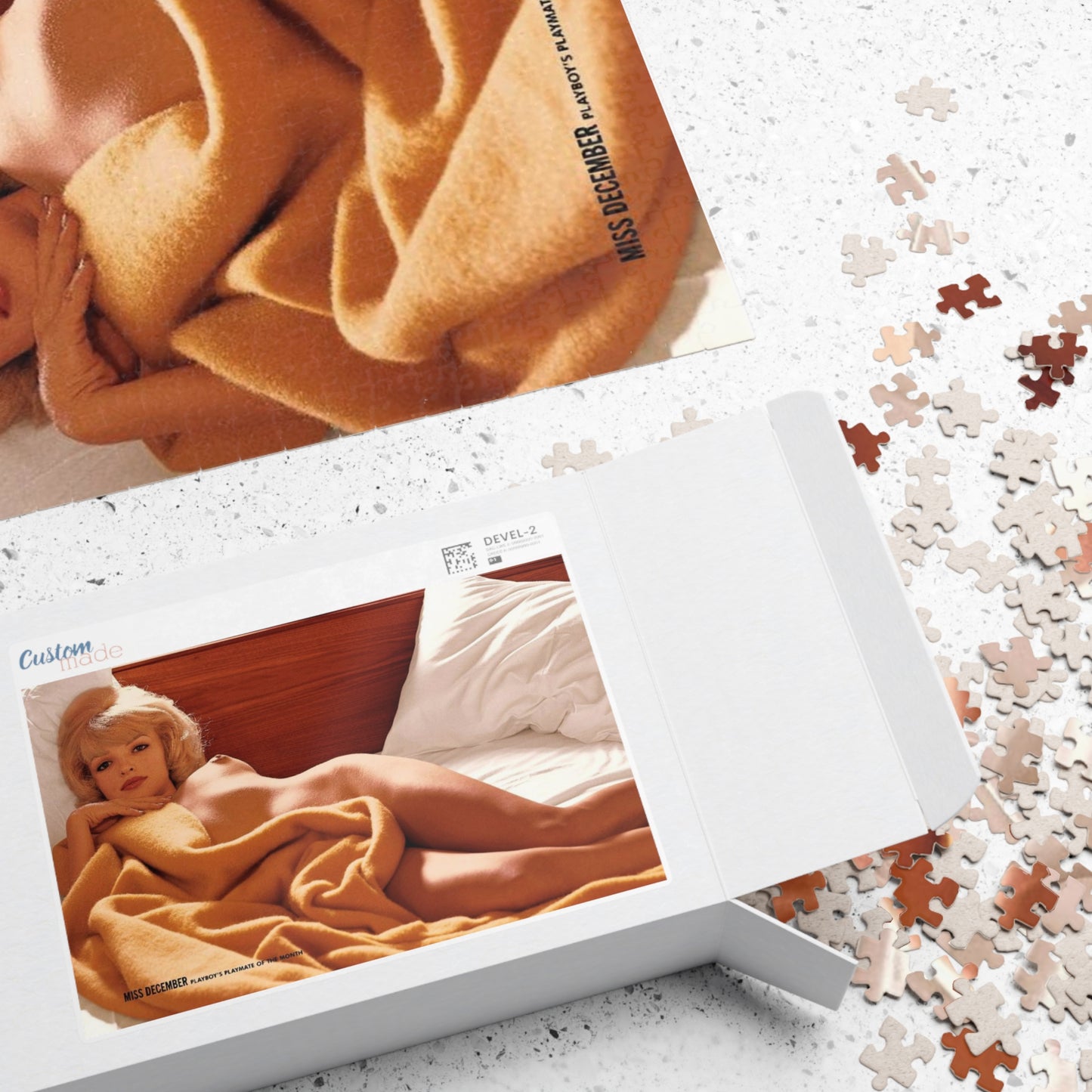 Puzzle (110, 252, 500, 1014-piece) Playboy Playmate December 1965 Dinah Willis