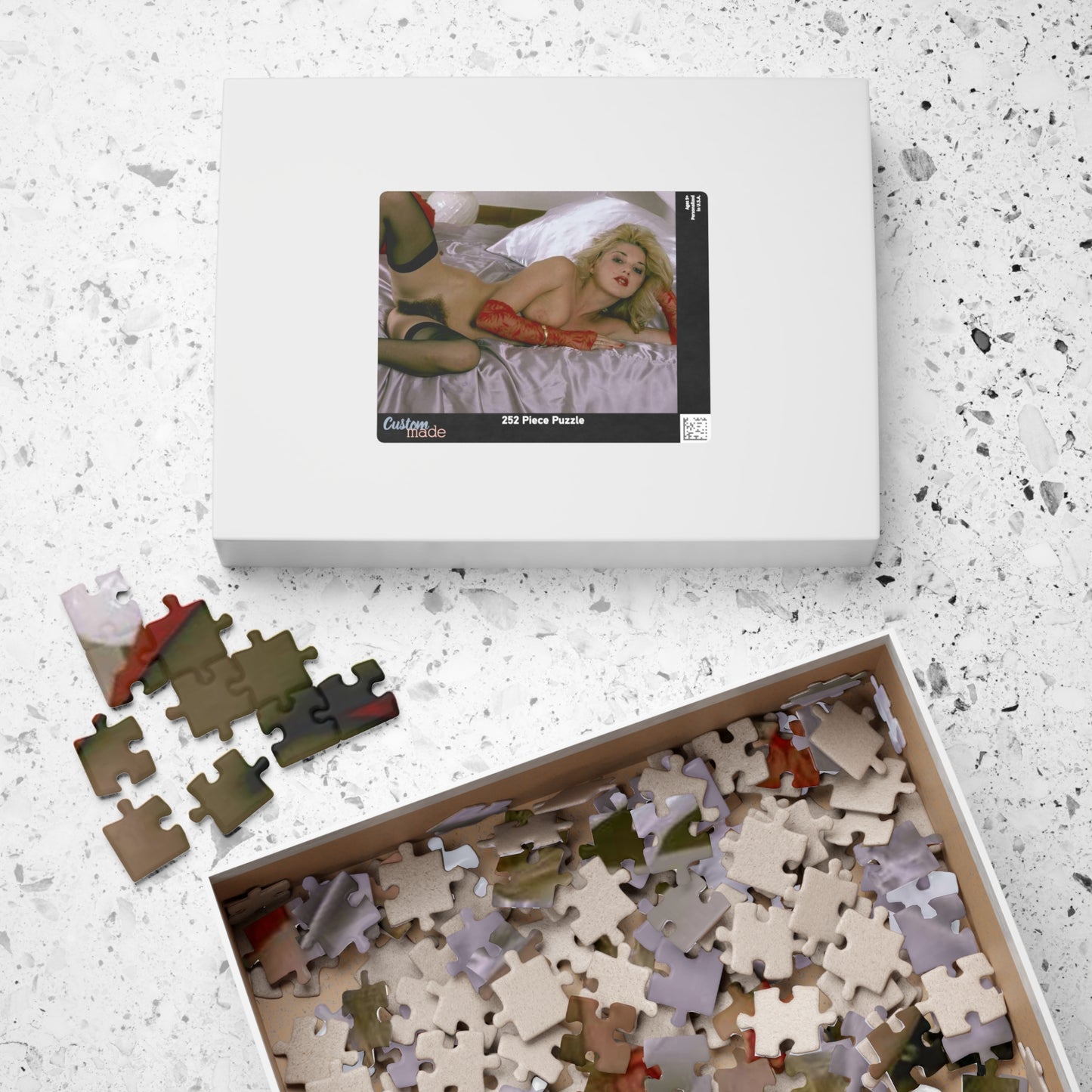 Puzzle (110, 252, 500, 1014-piece) Retro French Porn Star Marilyn Jess