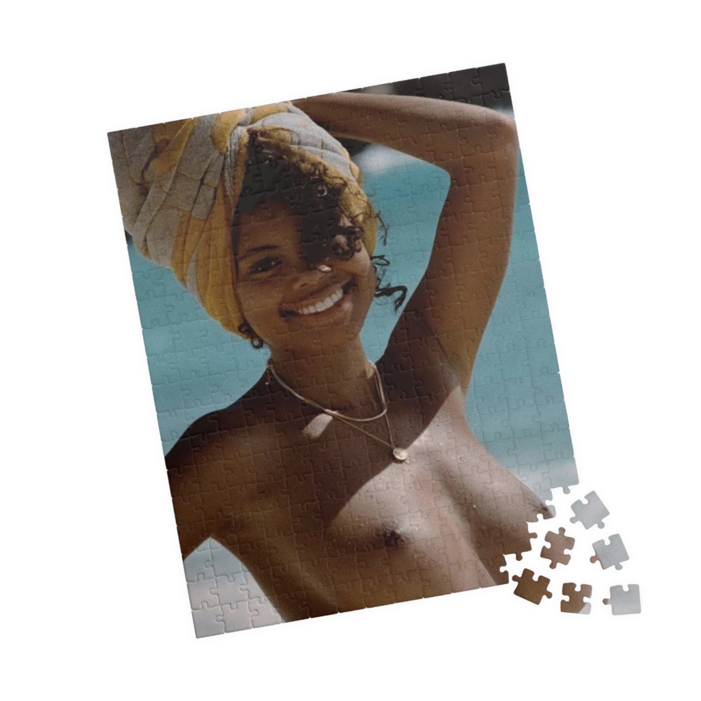 Puzzle (110, 252, 500, 1014-piece) Playboy Playmate April 2018 Nereyda Bird