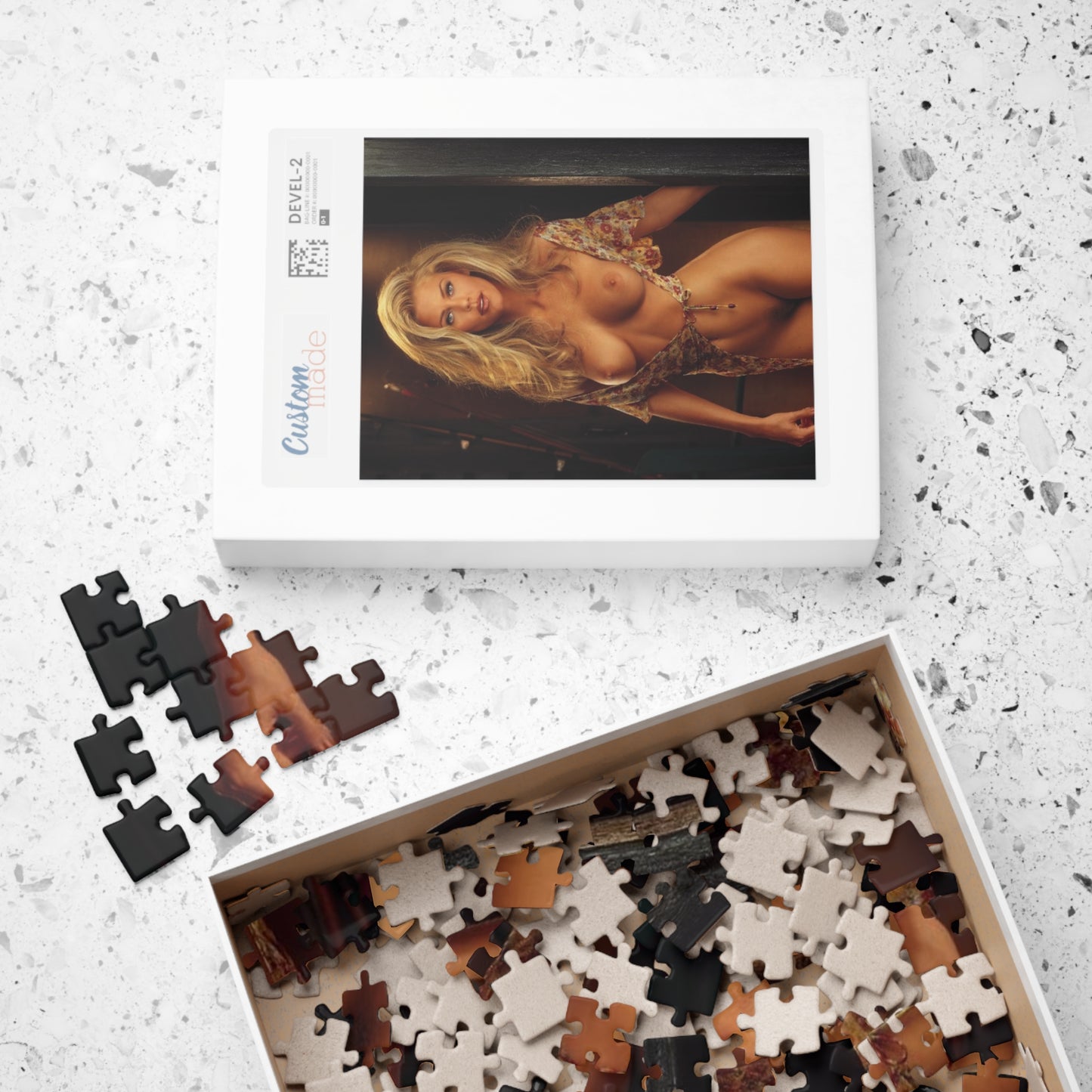 Puzzle (110, 252, 500, 1014-piece) Playboy Playmate July 1995 Heidi Mark