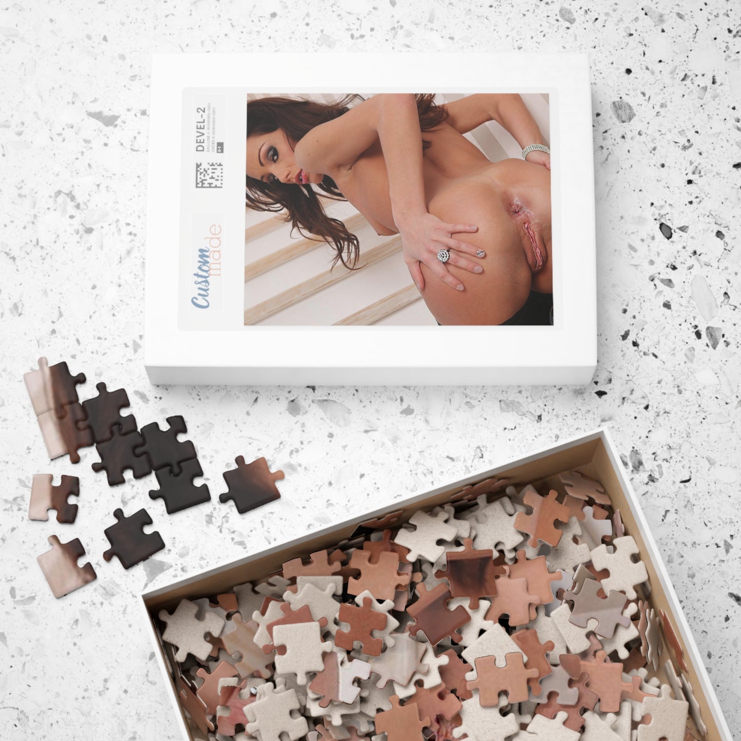 Puzzle (110, 252, 500, 1014-piece) Hot Nude Brunette Pose