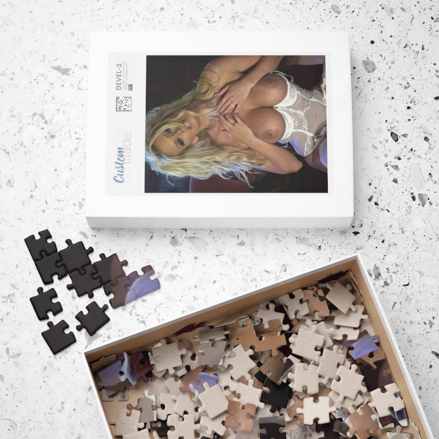 Puzzle (110, 252, 500, 1014-piece) Pornstar Jenna Jameson Nude
