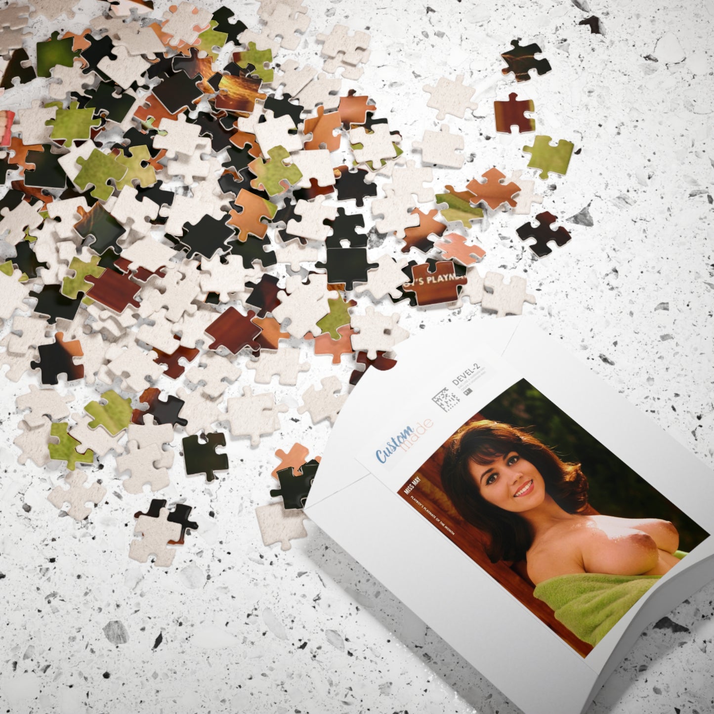 Puzzle (110, 252, 500, 1014-piece) Playboy Playmate May 1965 Maria Mcbane