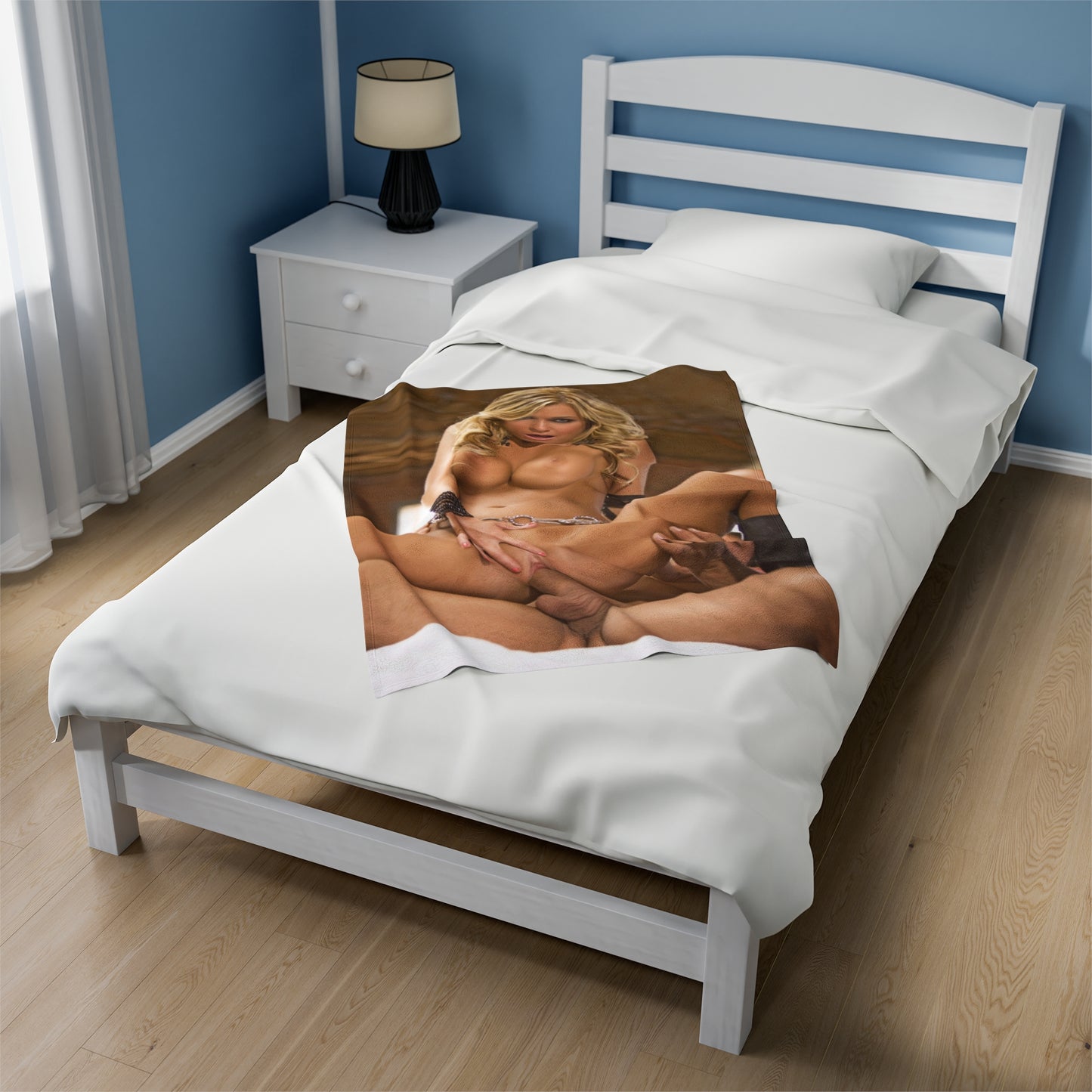 Velveteen Plush Blanket Penthouse Pet August 2010 Mckenzee Miles