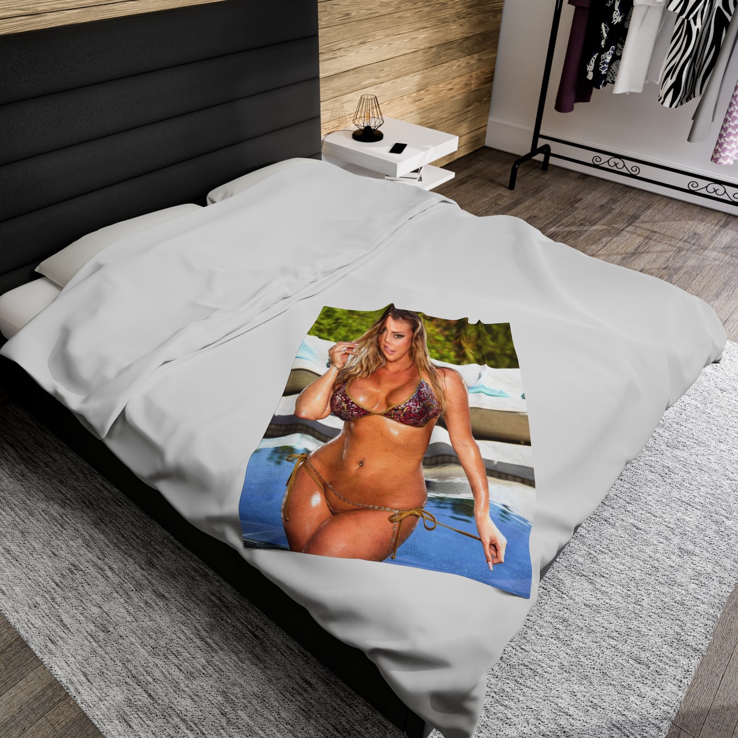 Velveteen Plush Blanket Samantha Saint