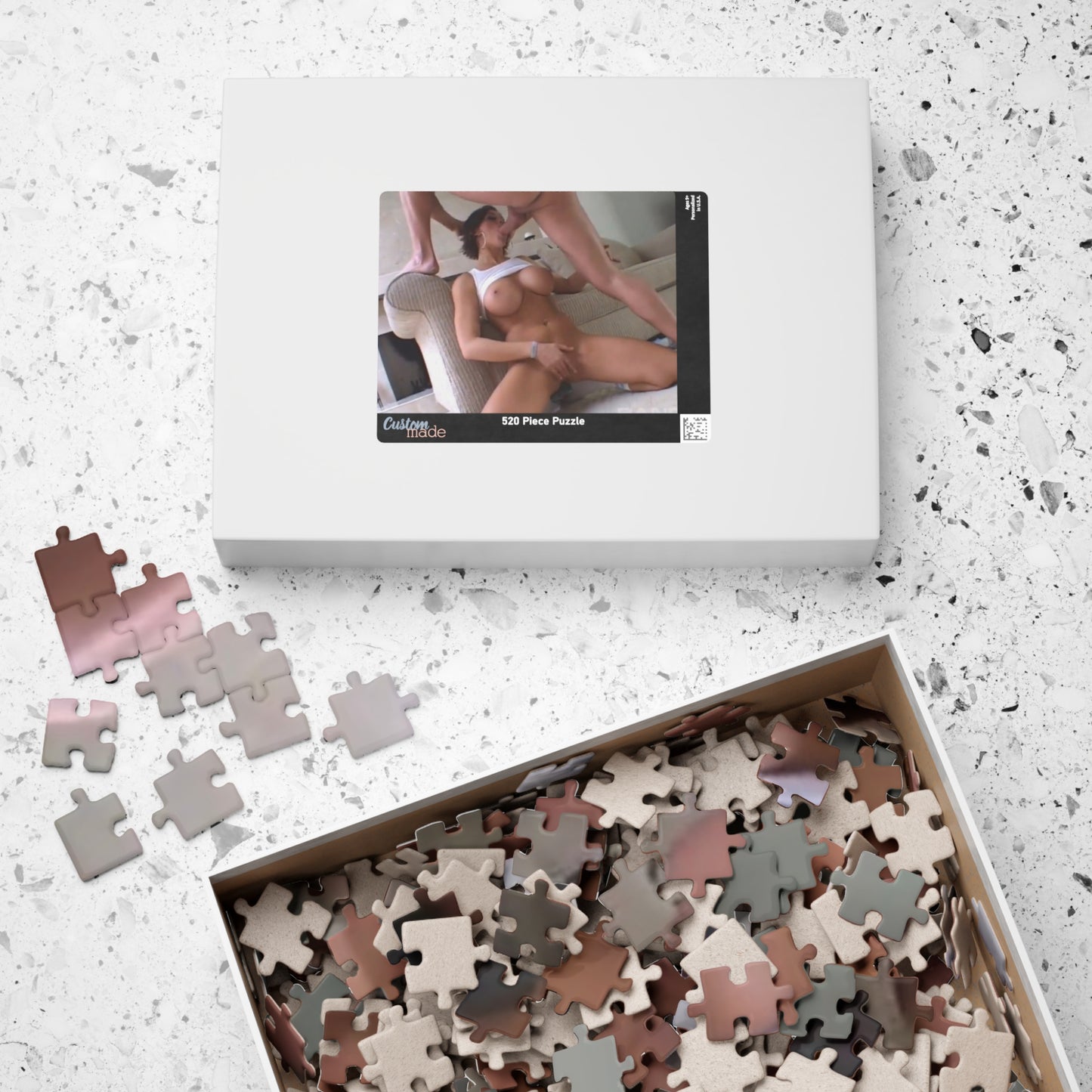 Puzzle (110, 252, 520, 1014-piece) Eve Lawrence Getting a Mouthful