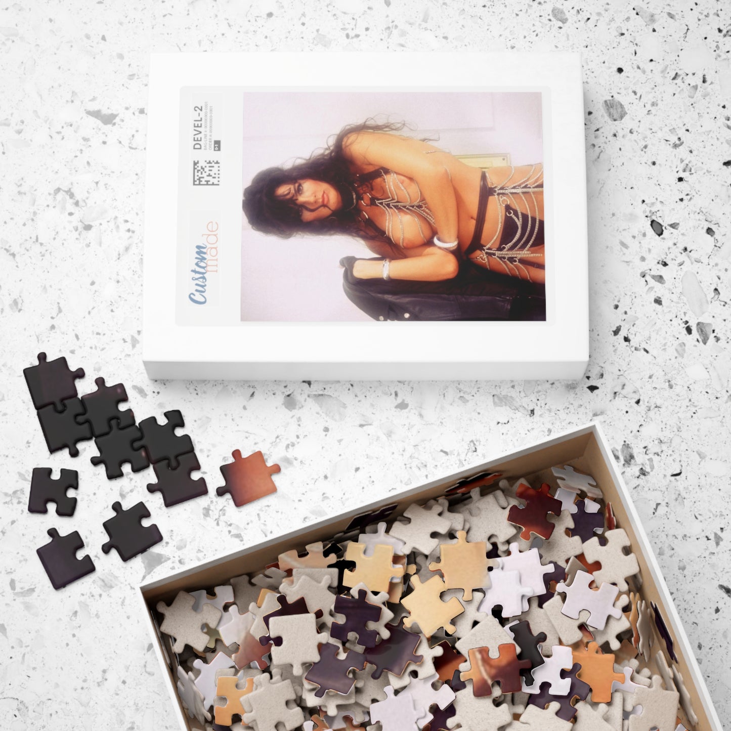 Puzzle (110, 252, 520, 1014-piece) Retro Adult Star Julie Strain
