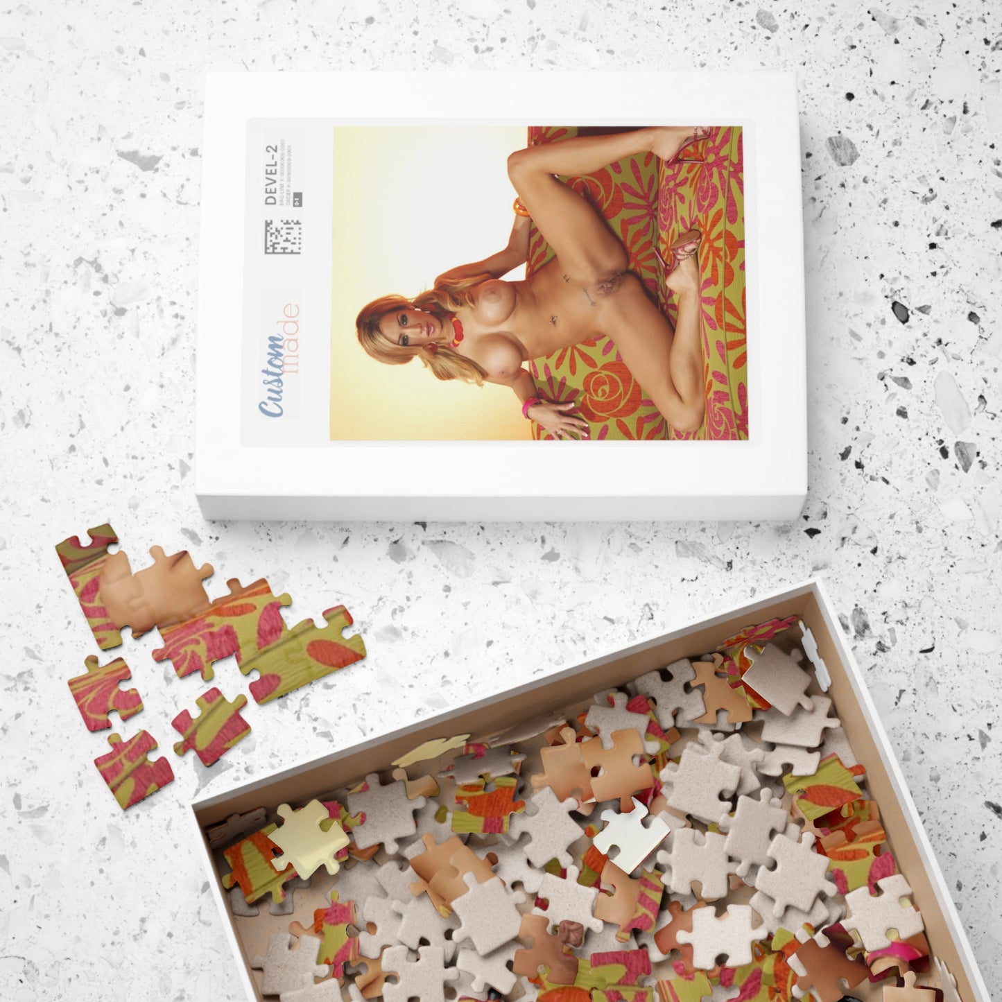 Puzzle (110, 252, 520, 1014-piece) Penthouse Pet May 2009 Lexxi Tyler