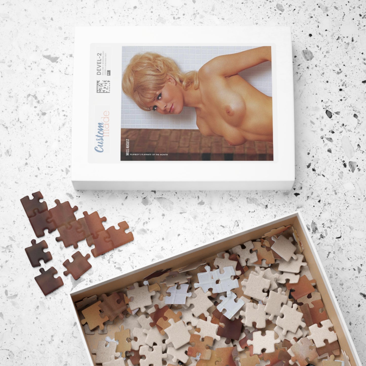Puzzle (110, 252, 500, 1014-piece) Playboy Playmate August 1966 Susan Denberg