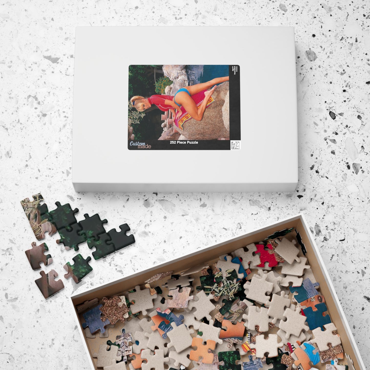 Puzzle (110, 252, 520, 1014-piece) Jenna Jameson