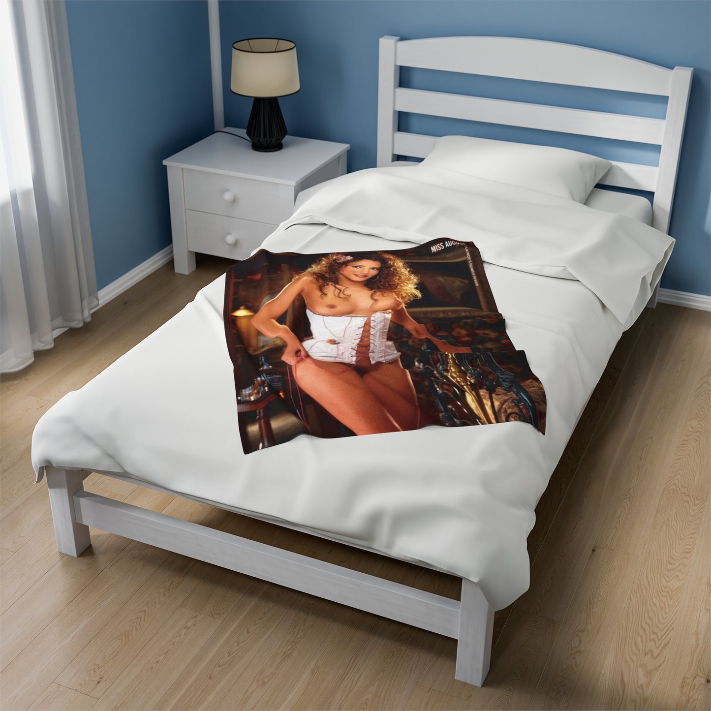 Velveteen Plush Blanket Playboy Playmate August 2003 Colleen Marie
