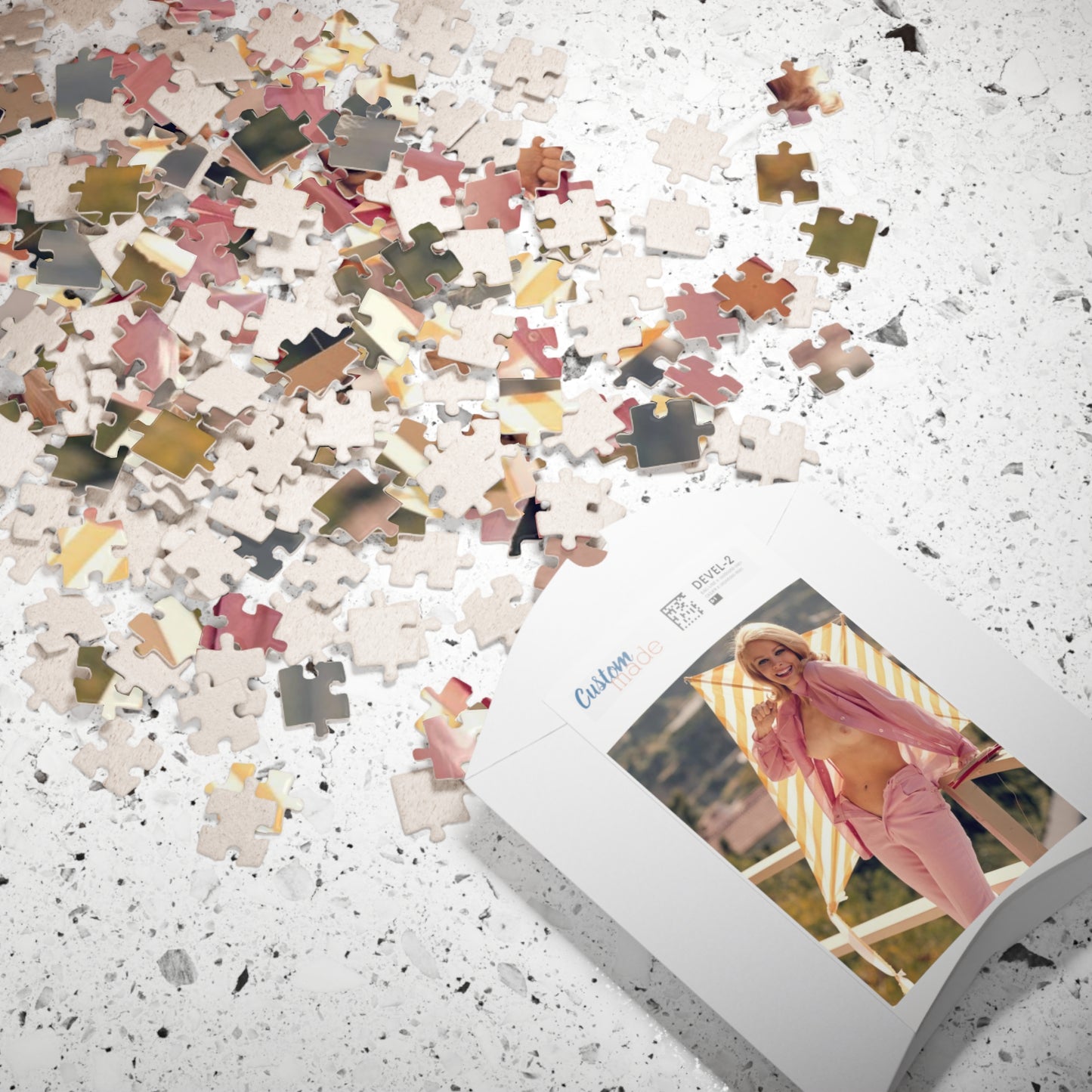 Puzzle (110, 252, 500, 1014-piece) Playboy Playmate May 1967 Anne Randall