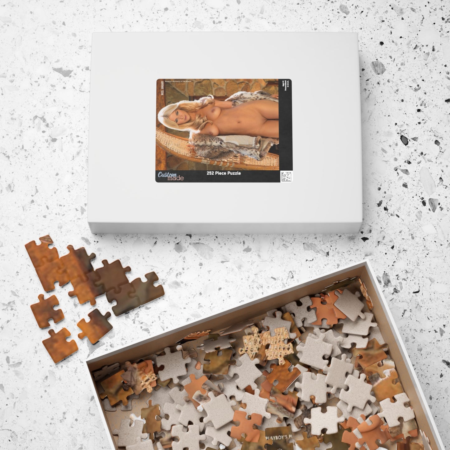 Puzzle (110, 252, 500, 1014-piece) Playmate January 2013 Karina Marie