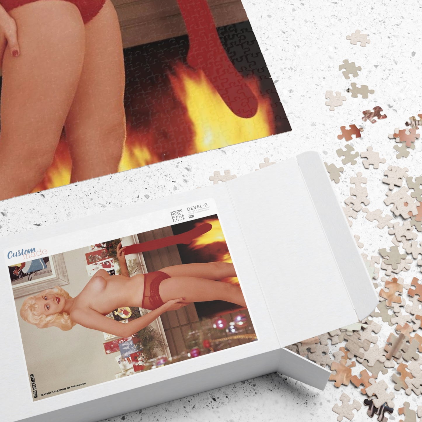 Puzzle (110, 252, 500, 1014-piece) Playboy Playmate December 1960 Carol Eden