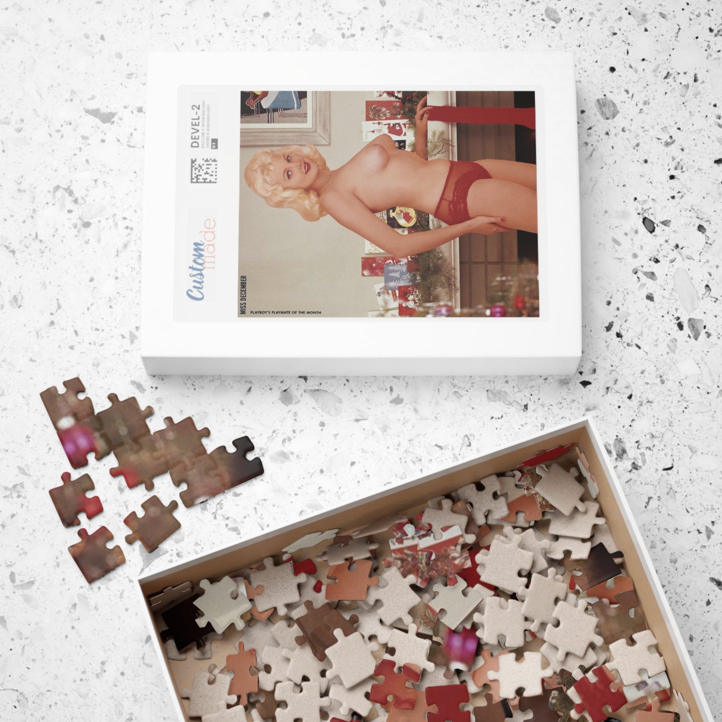 Puzzle (110, 252, 500, 1014-piece) Playboy Playmate December 1960 Carol Eden