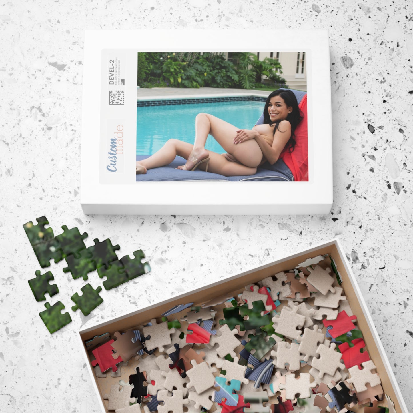 Puzzle (110, 252, 500, 1014-piece) Penthouse Pet August 2019 Savannah Sixx