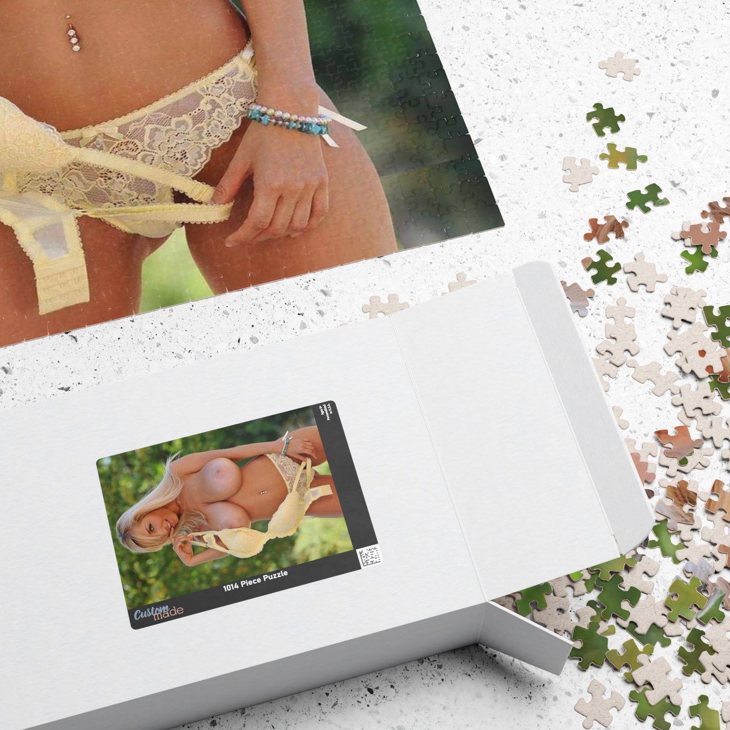 Puzzle (110, 252, 500, 1014-piece) Sexy Busty Blonde