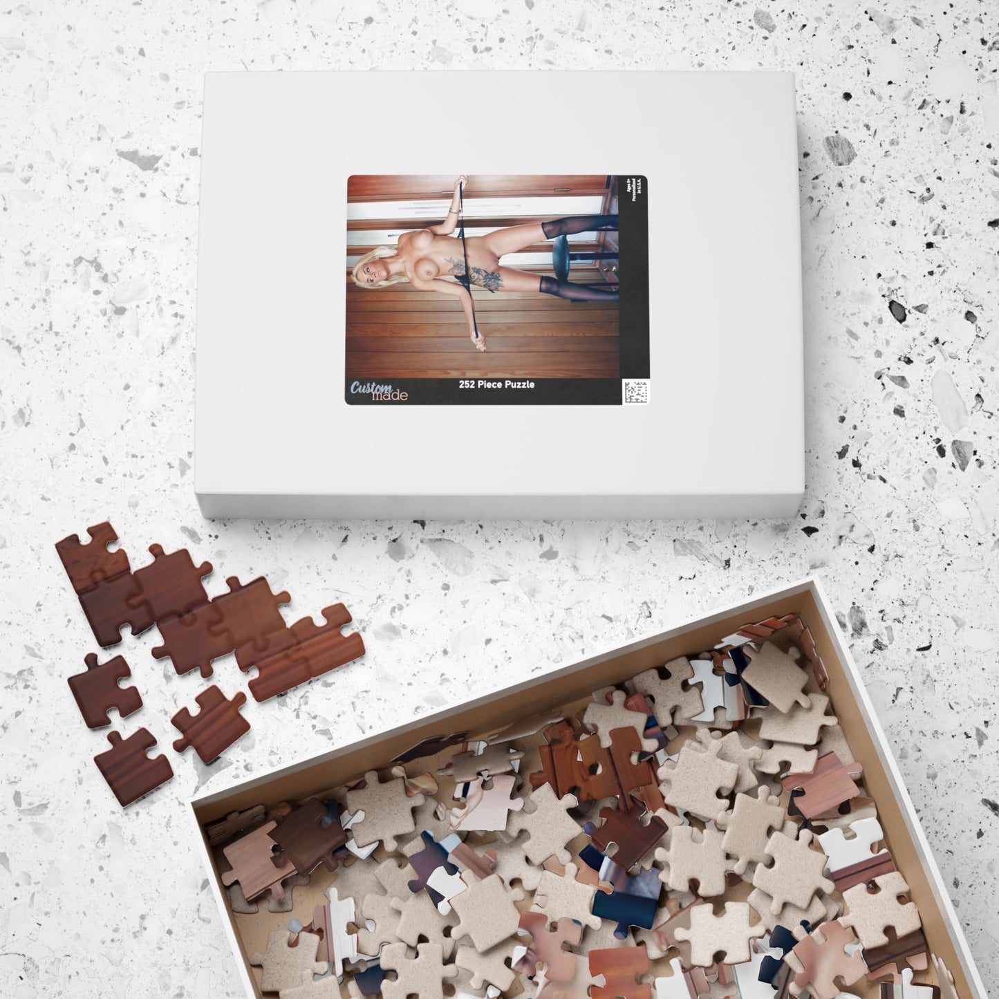 Puzzle (110, 252, 520, 1014-piece) Taylor Seinturier Nude
